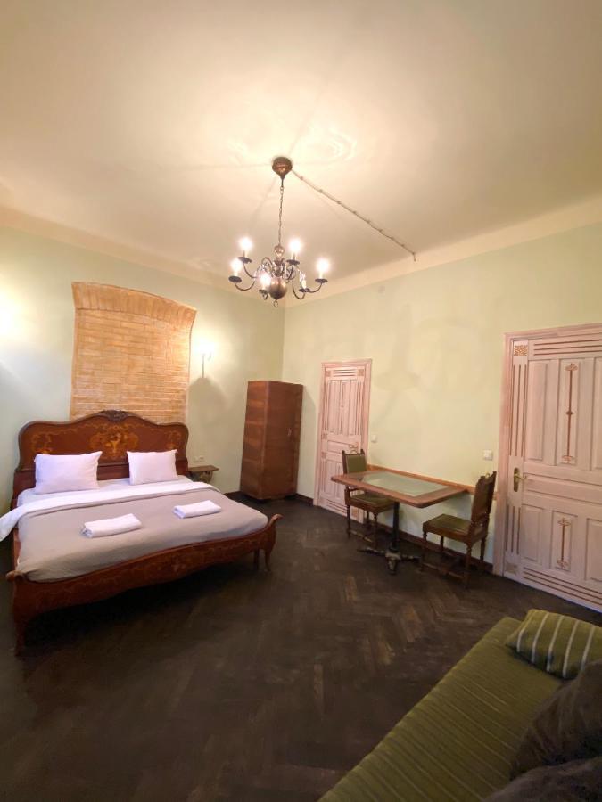 Квартира В Центрі На Вулиці Валова 21 Lemberg Exterior foto