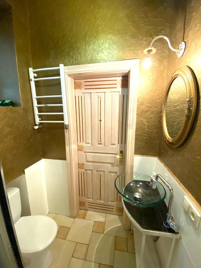 Квартира В Центрі На Вулиці Валова 21 Lemberg Exterior foto