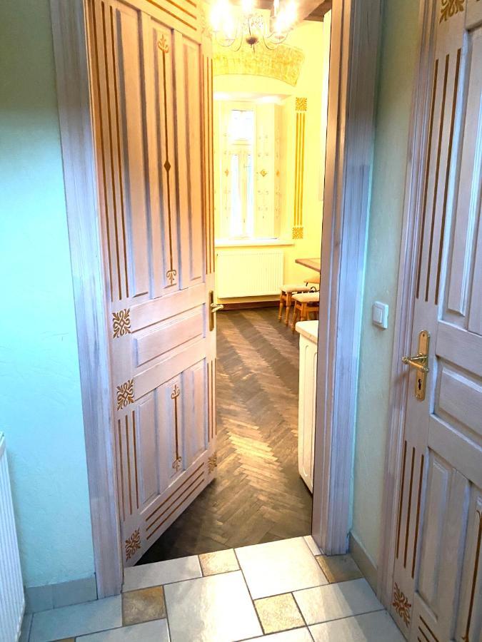 Квартира В Центрі На Вулиці Валова 21 Lemberg Exterior foto