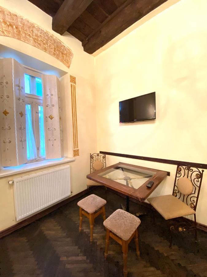 Квартира В Центрі На Вулиці Валова 21 Lemberg Exterior foto